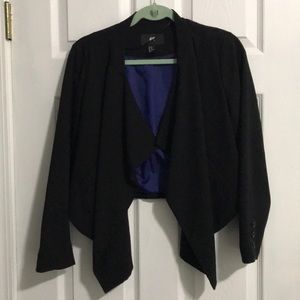 H & M women’s black blazer
